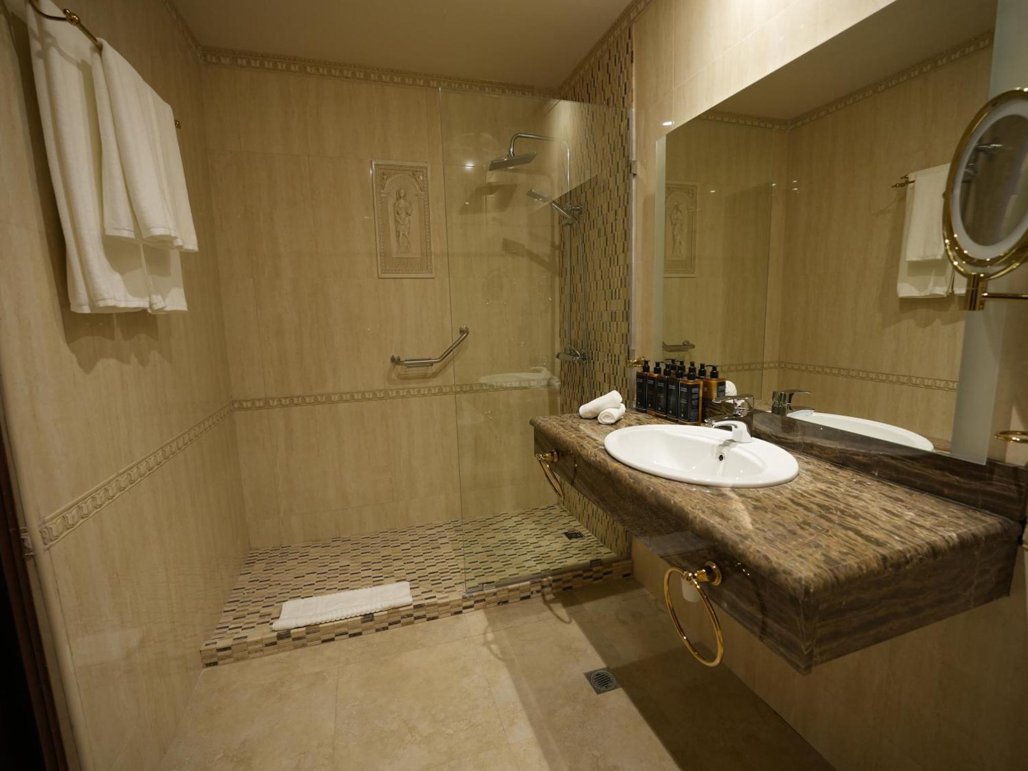 Eighty Eight Deluxe Hotel & Spa Tsachkadzor Buitenkant foto