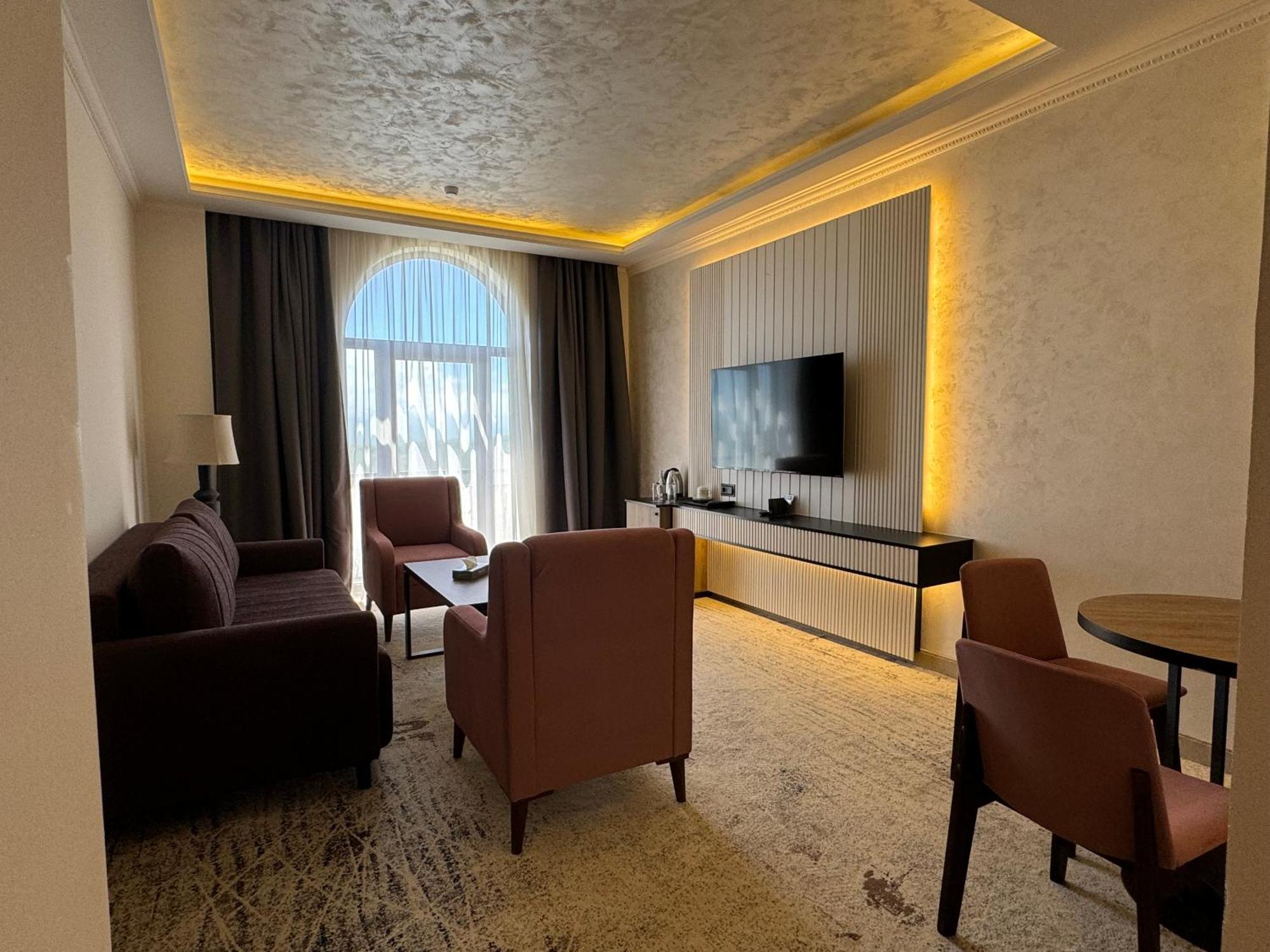 Eighty Eight Deluxe Hotel & Spa Tsachkadzor Buitenkant foto