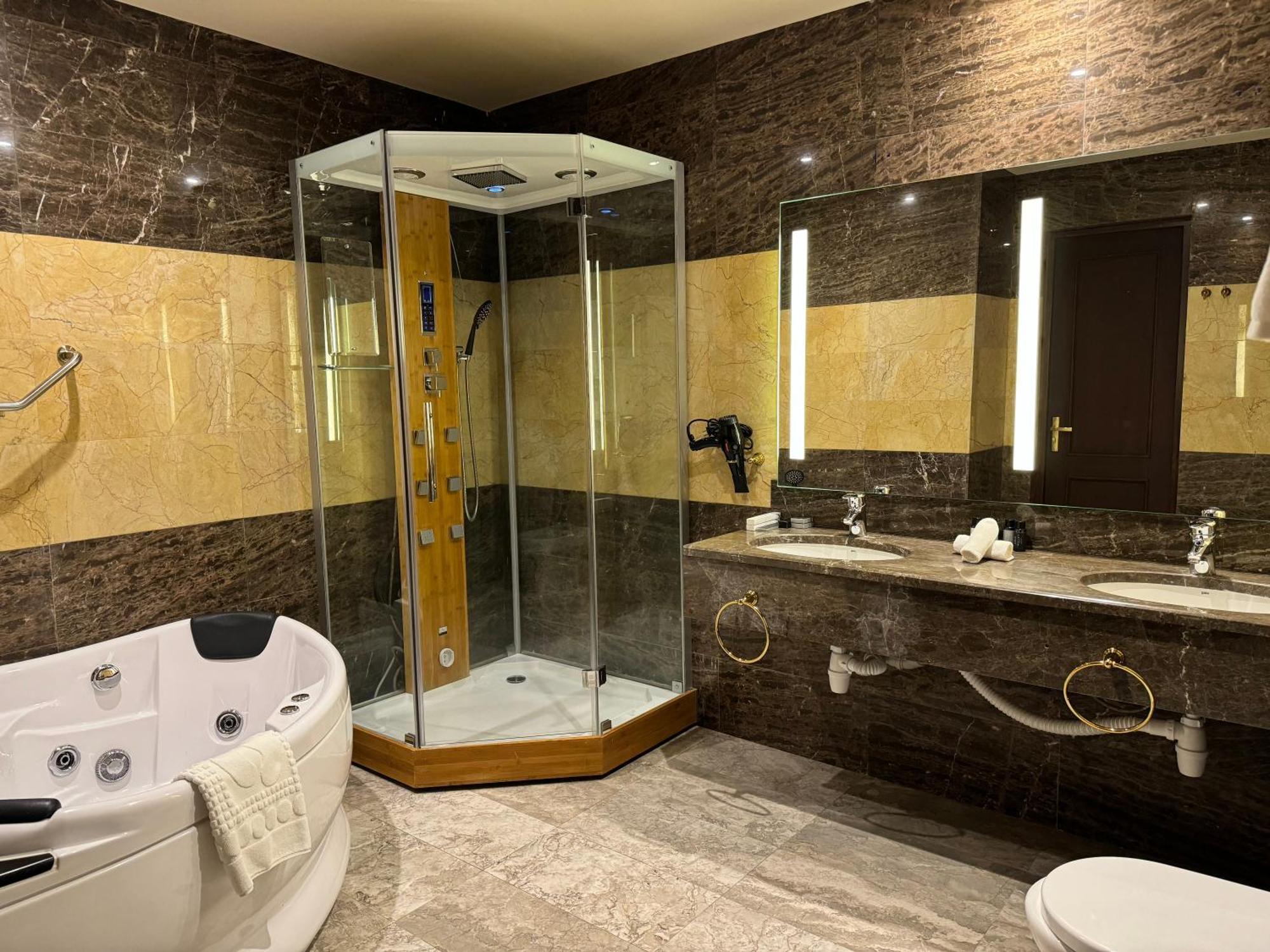 Eighty Eight Deluxe Hotel & Spa Tsachkadzor Buitenkant foto